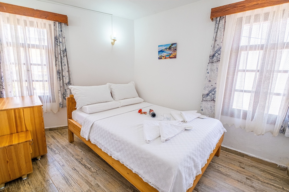 Bozcaada Lara Butik Otel - Image 16