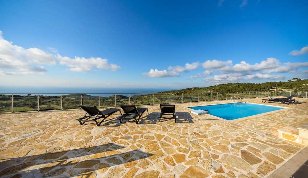 Sunset Vista Villas Classic I