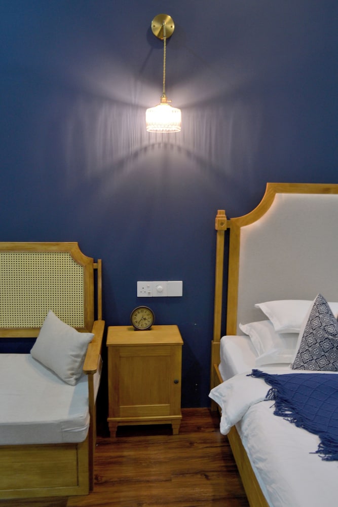 Athirige Boutique House