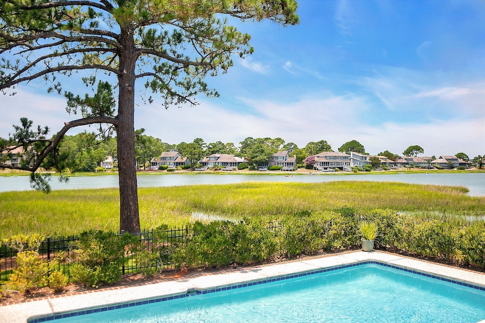 6 Willet Road at The Sea Pines Resort