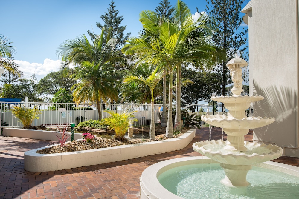 Golden Shores Holiday Club