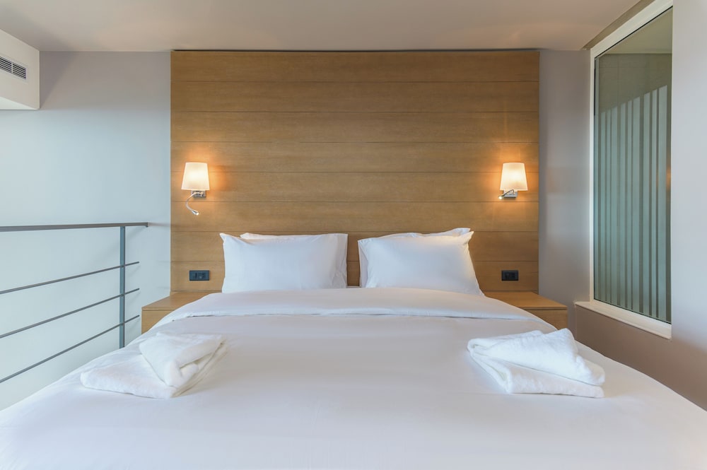 Jounieh Living - Residences by Local Host