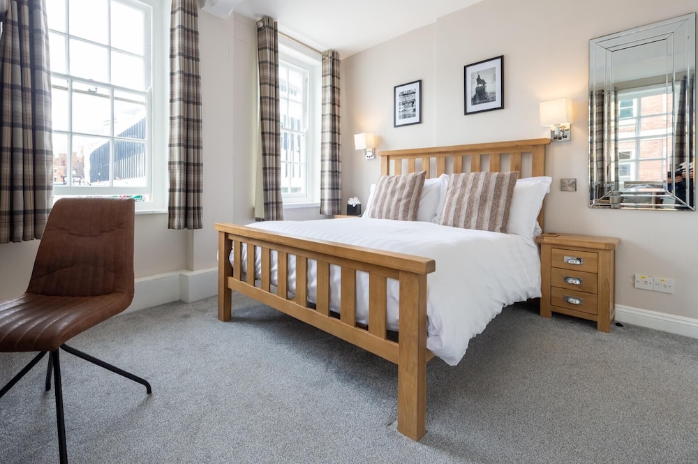 Hotel The Loopy Shrew - Image 1