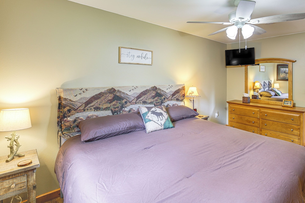 Private Hot Tub: 'enchanted Hideaway' in Lincoln!