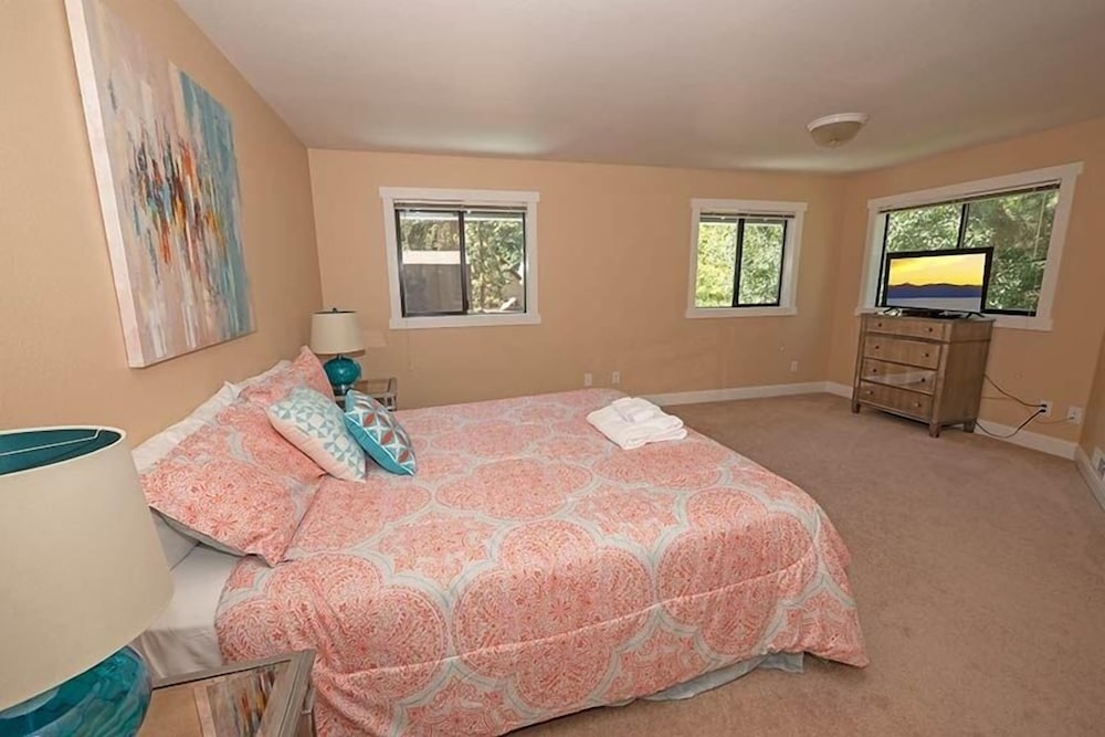 930 Rubicon Trail 4 Bedroom Home by RedAwning