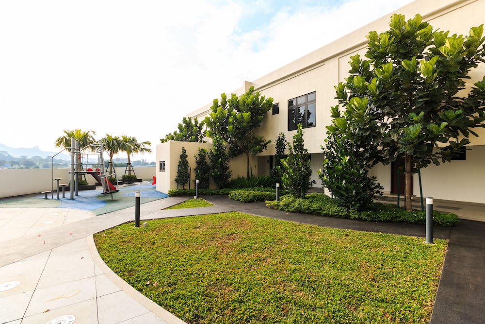 J DUPION Boutique Suites by NowHere