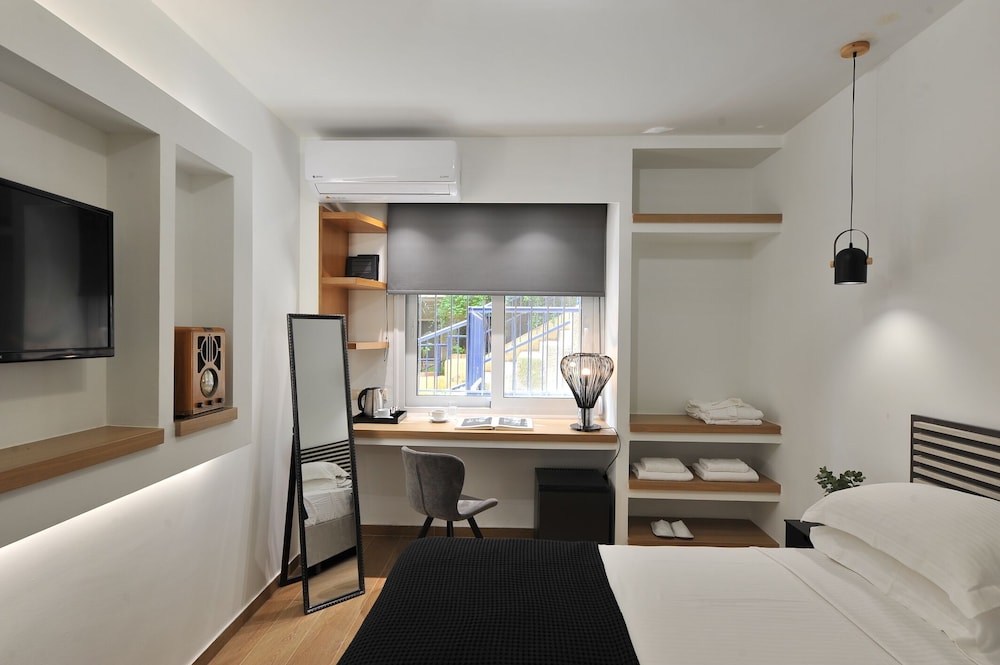 Alter Ego Apartments