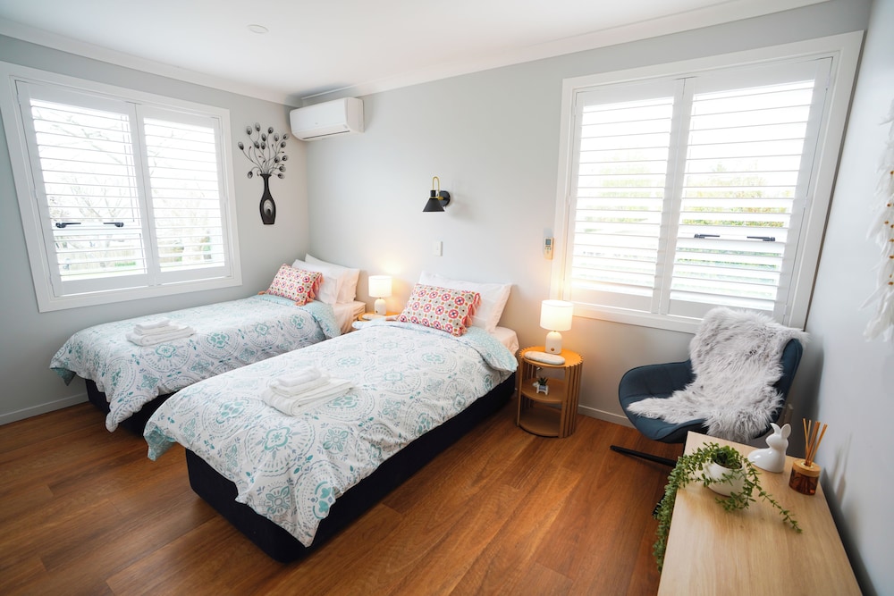 Kiwi Retreat By Aotearoa Escapes