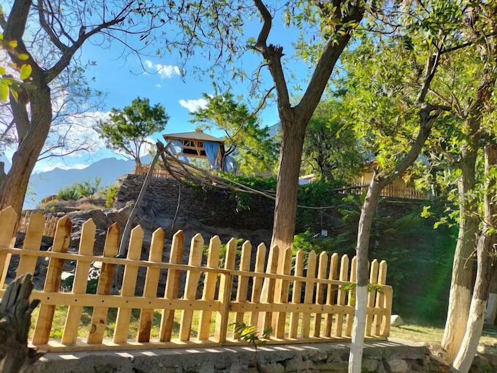 Sakura Lodges Hunza view 3