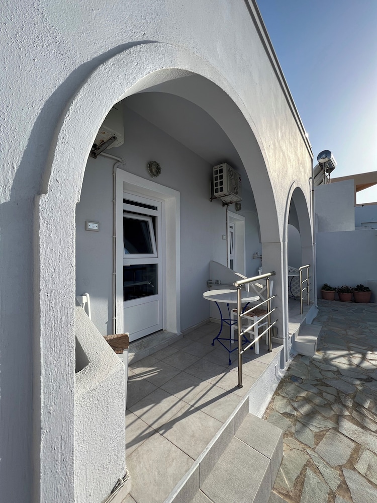 Unique Galini Oia - Adults Only
