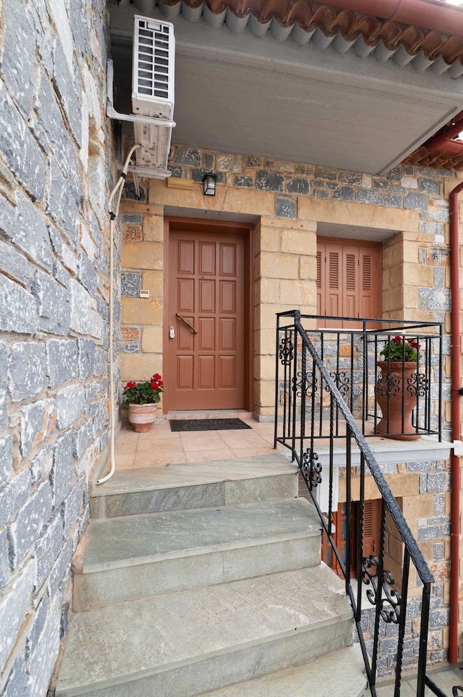 Mani Villa Ilias