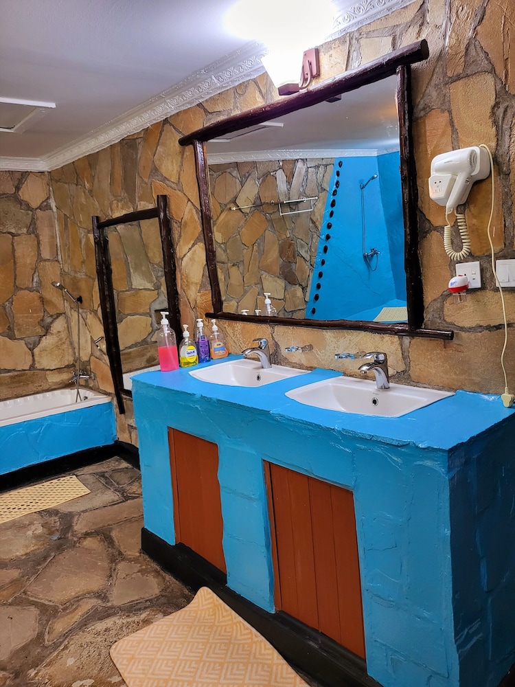 Bambou Gorila Hotel
