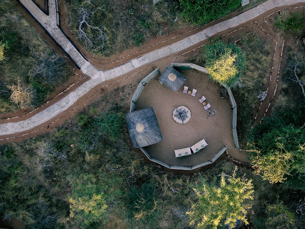 Baluleni Safari Lodge