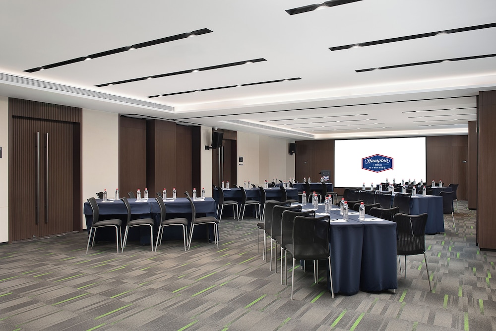 Hampton By Hilton Guangzhou Railway Station