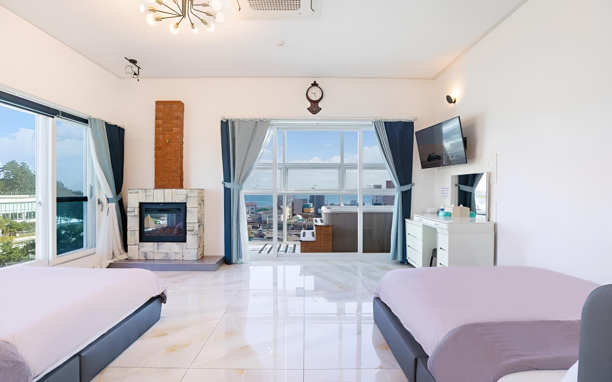 Gangneung Four View Pension