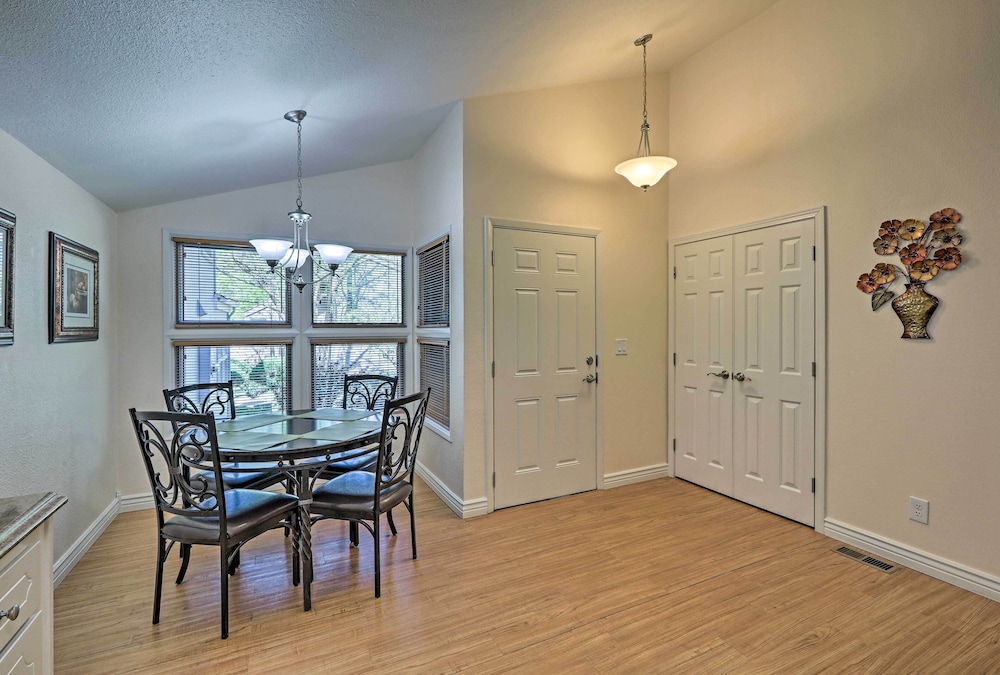 Flagstaff Townhome w/ Deck: Easy Access Downtown! view 5