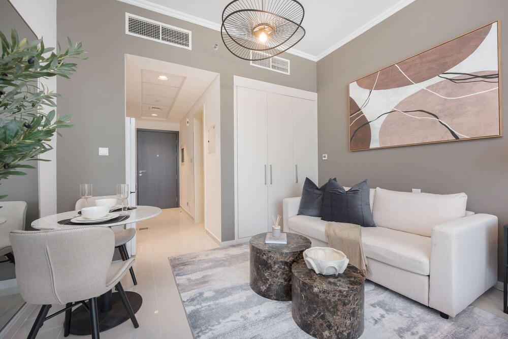 Spacious Studio in Carson C - Damac Hills