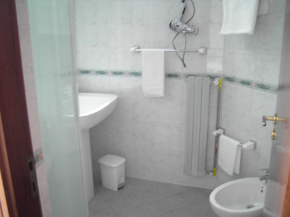 Photo 36