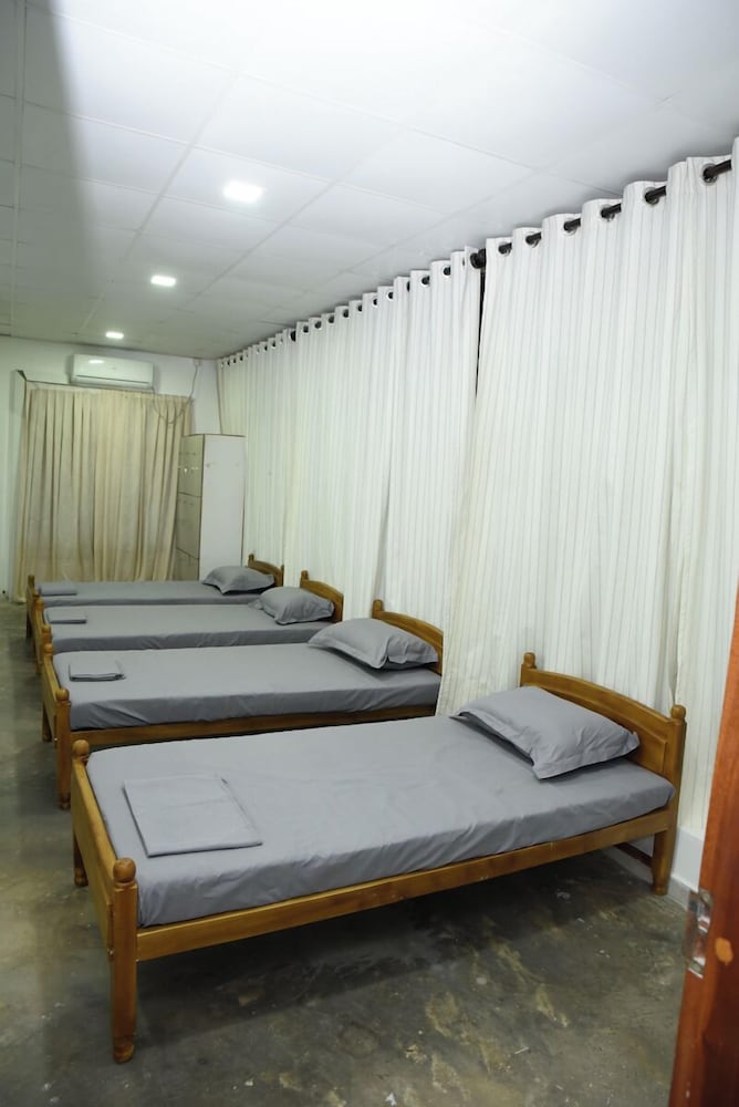 Colombo Mount Hostel