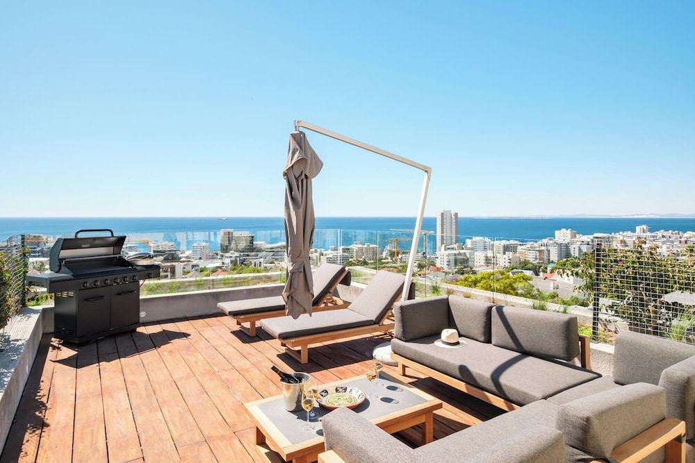Elegant Fresnaye Ocean View 4bed Nerine Manor