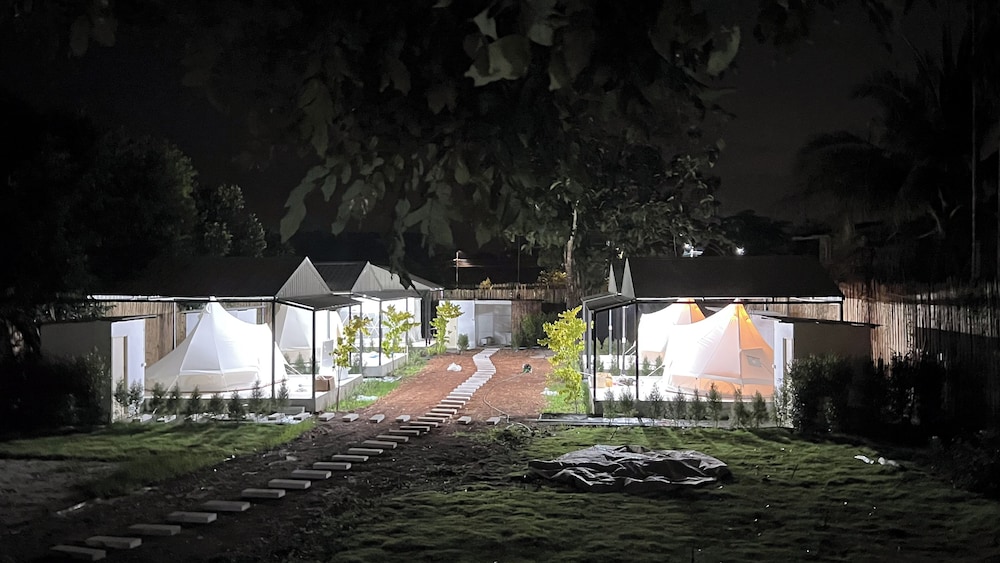 Camping Land