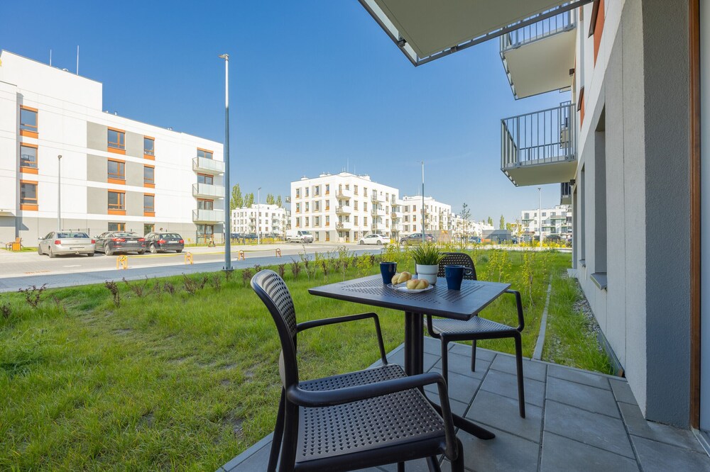 Apartment With Garden by Renters view 2