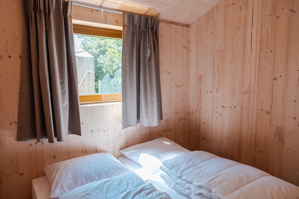 Holiday Home in Friesland With Greenhouse Charm