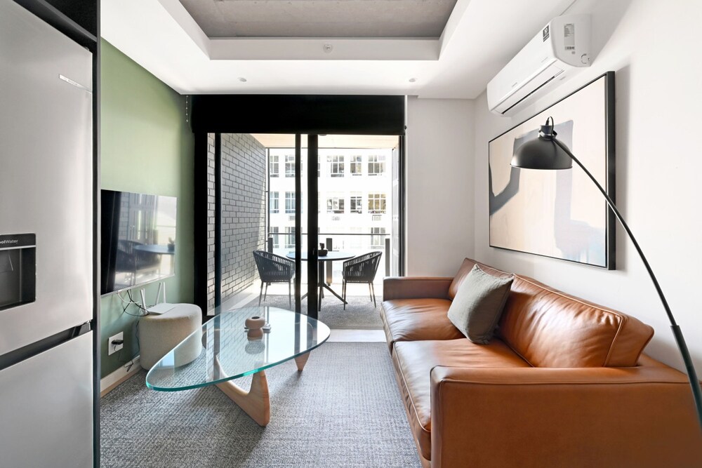 Station House Studio Apartment Gym Rooftop Pool
