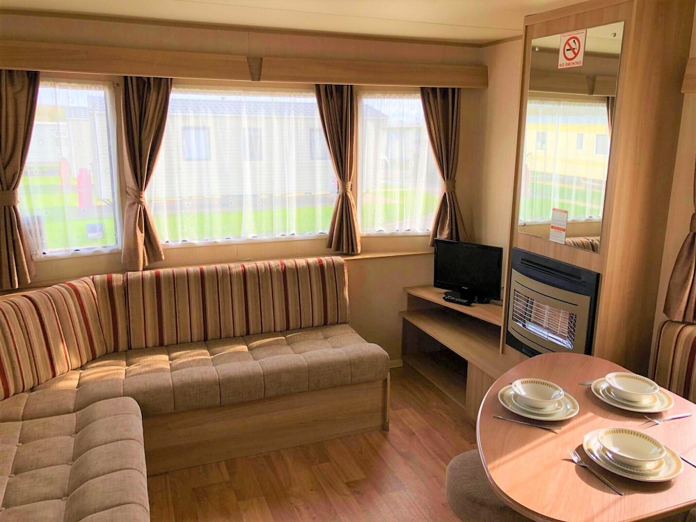 Golden Anchor Holiday Park view 5