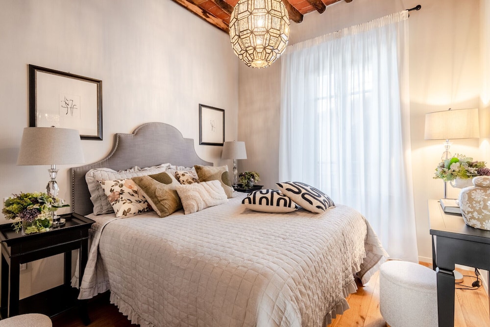 Casa Meg in Lucca With 3 Bedrooms and 2 Bathrooms