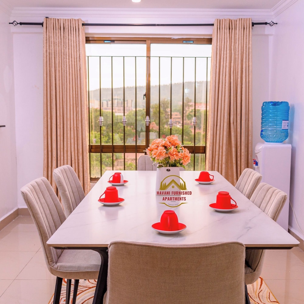 Havan Shawmut Suites