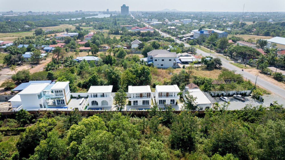 De KT Villa Kampot