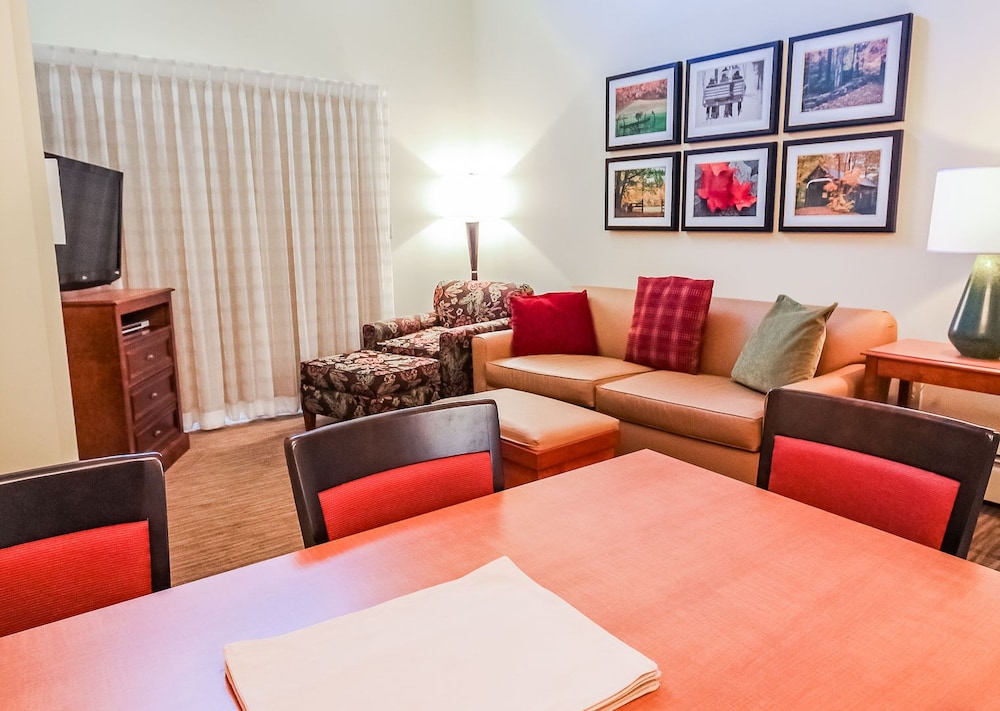 The Village of Loon Mountain Fixed Rooms view 4
