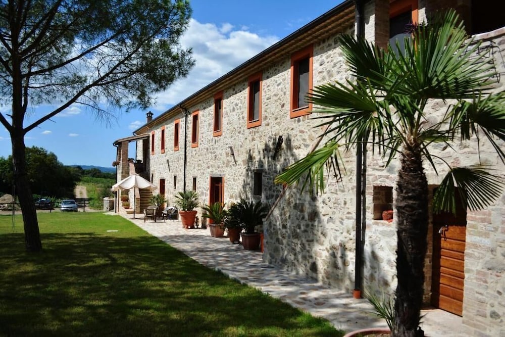 Tenuta Di Maro view 3
