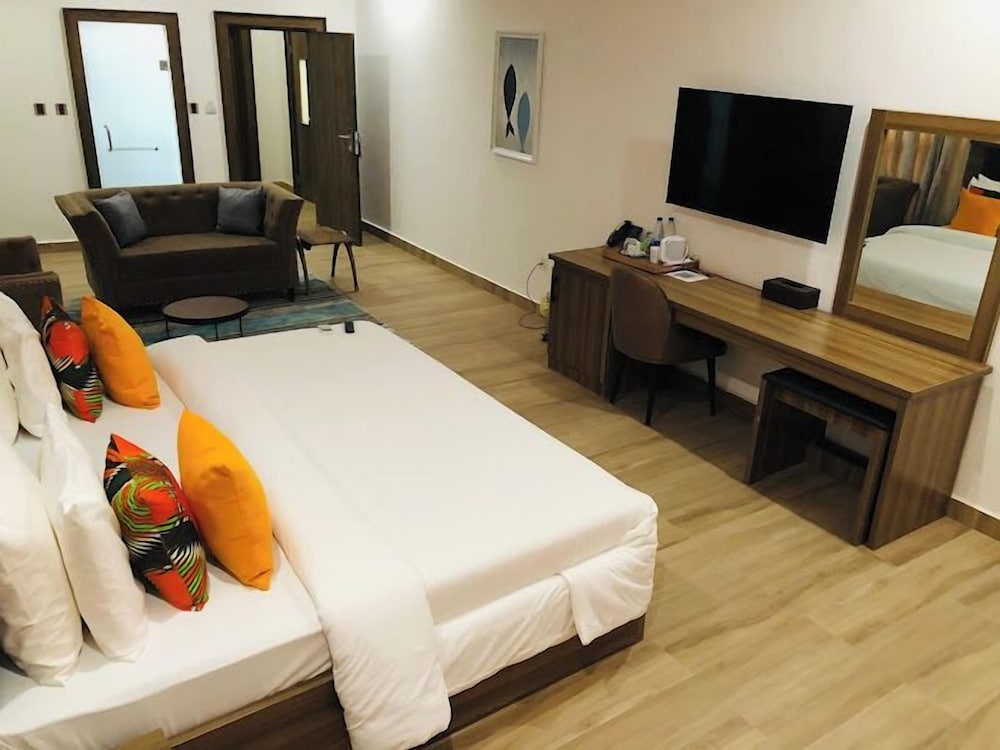 Skyvilla Hotels