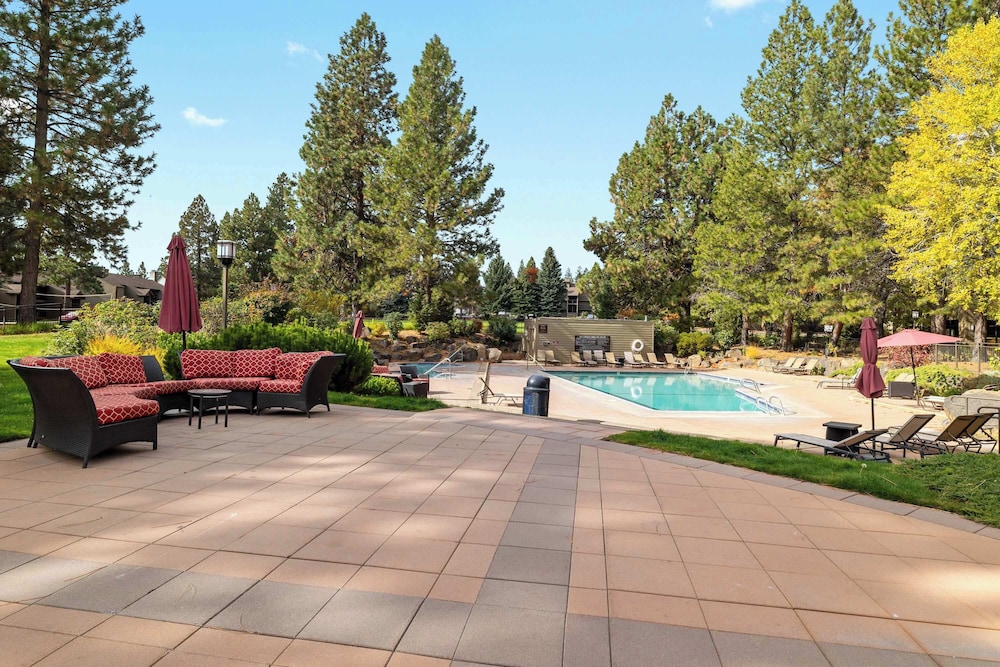 High Desert Retreat - For 4!