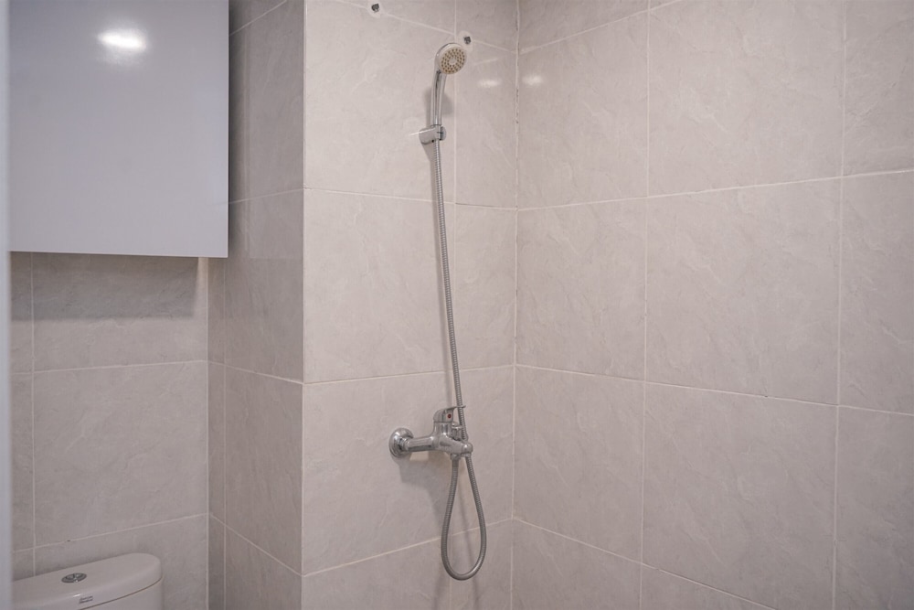 Combined and Spacious 1BR Apartment at Parkland Avenue