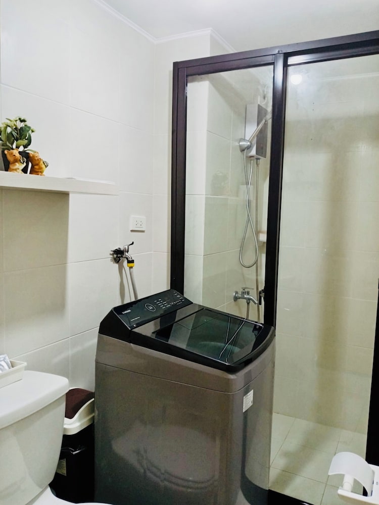 Oceanfront Condo in Dumaguete City - Perfect Getaway