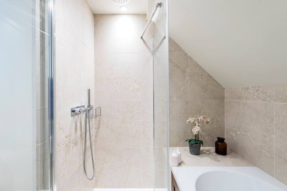3 Bedroom Mews House - Marble Arch