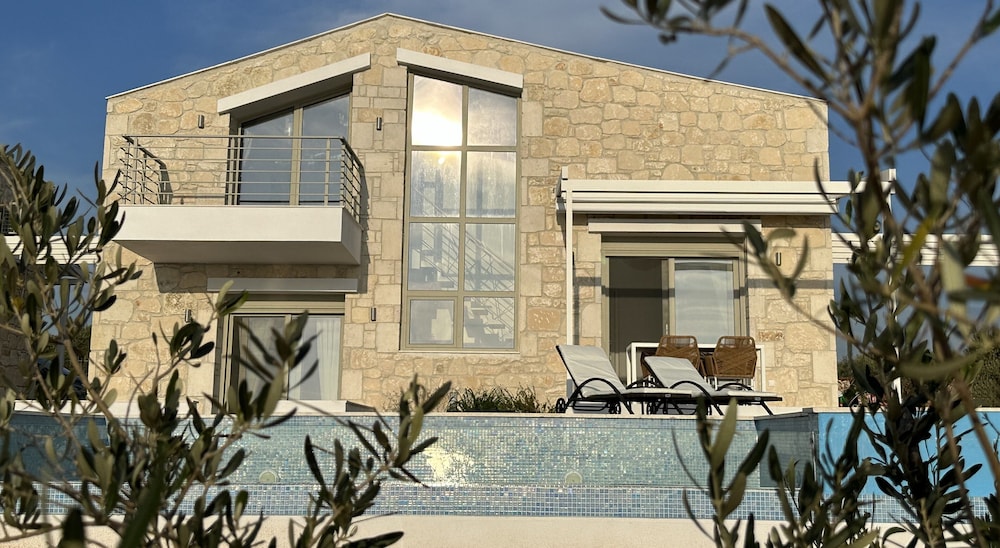 Nikiti Dream Villas view 3