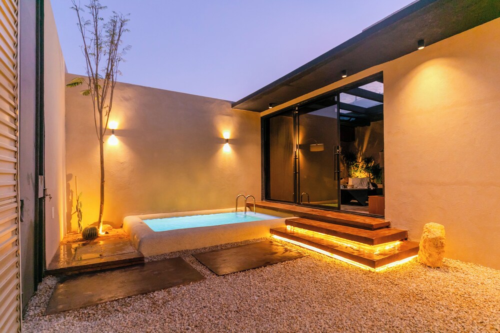 Portal Chalets With Private Pool-Al Arid