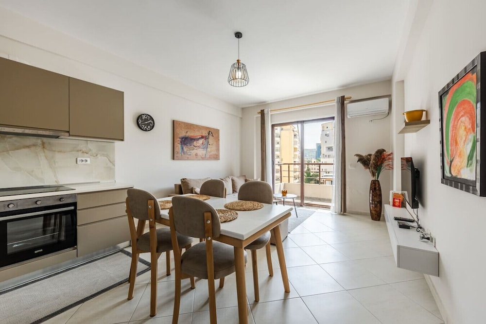 Milk Coffee Apartment