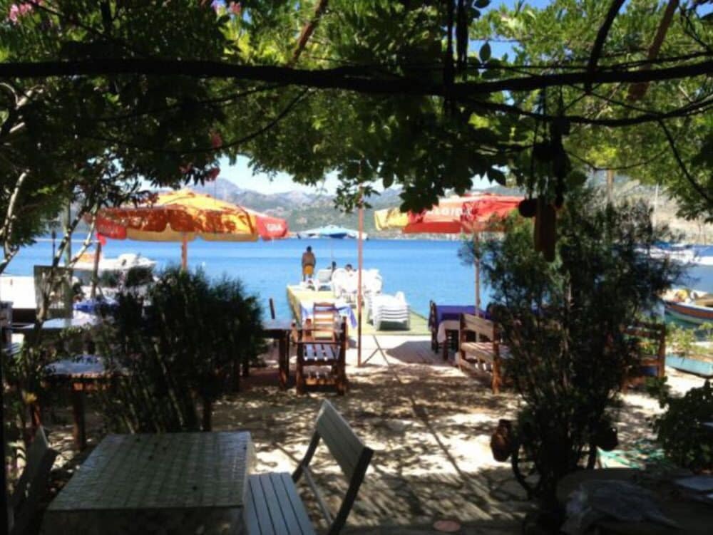 Dantel Restaurant & Pension