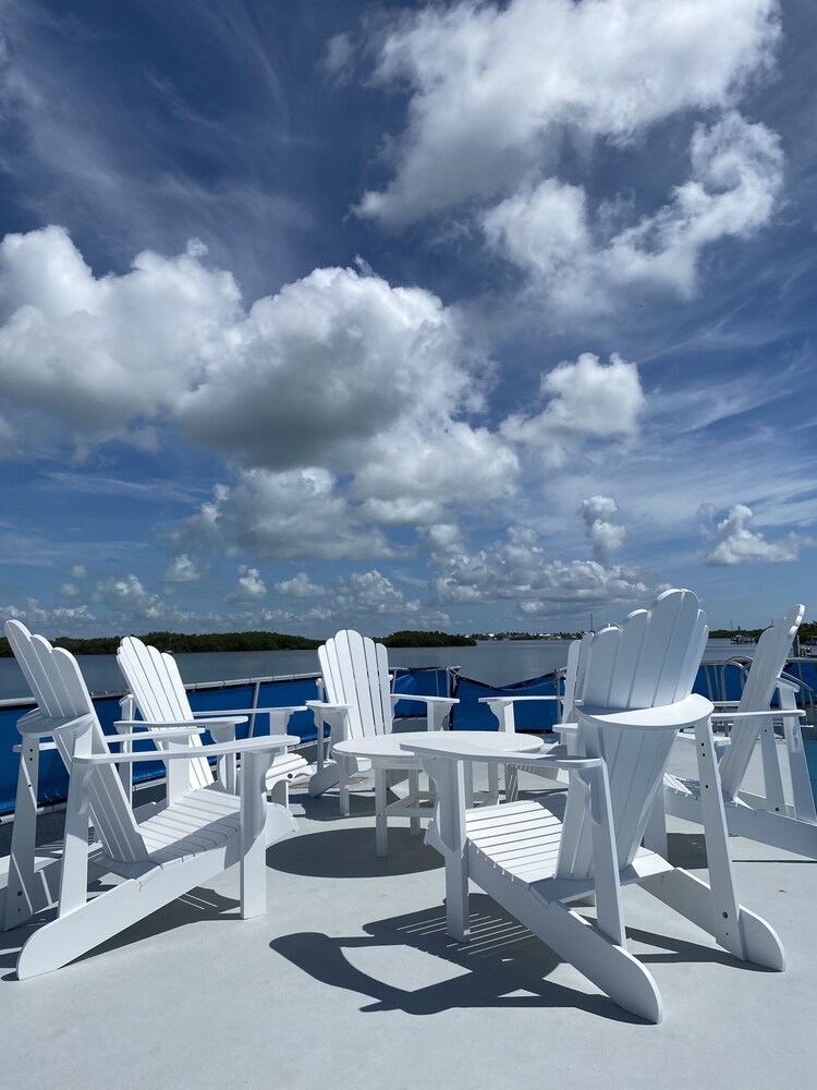 Mangrove Marina and Resort Aqualodge Houseboats