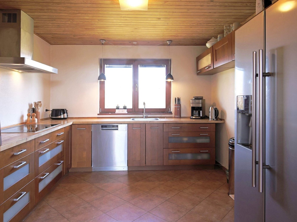 6 Person Holiday Home in Kirke Hyllinge view 5