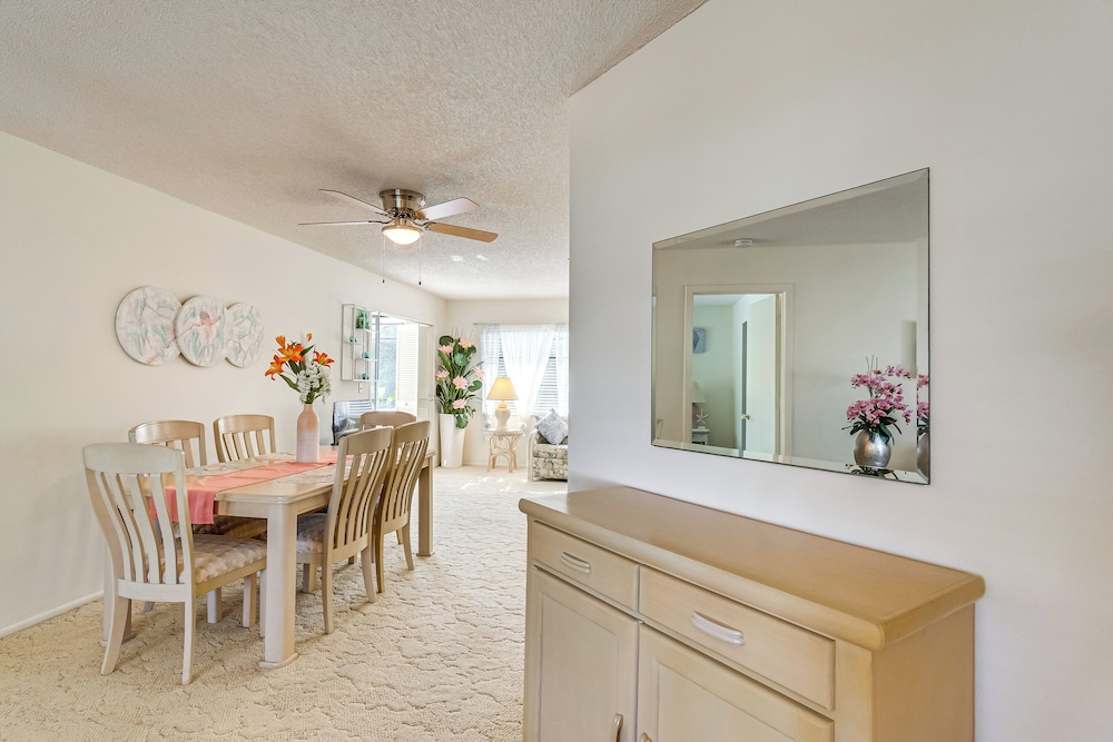 Pet-friendly Port Charlotte Home w/ Pool & Lanai! view 4