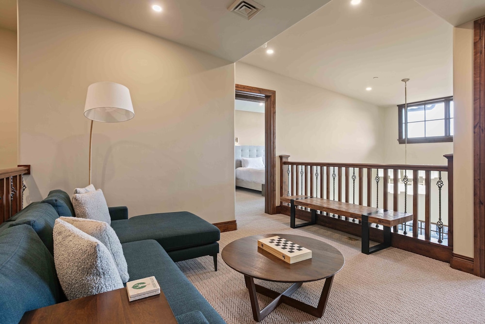 706 - Three Bedroom Deluxe Silver Strike 3 Condo