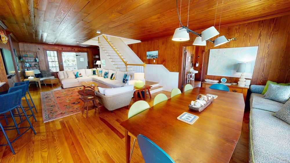 3 10th Place by Tybee Vacation Rentals