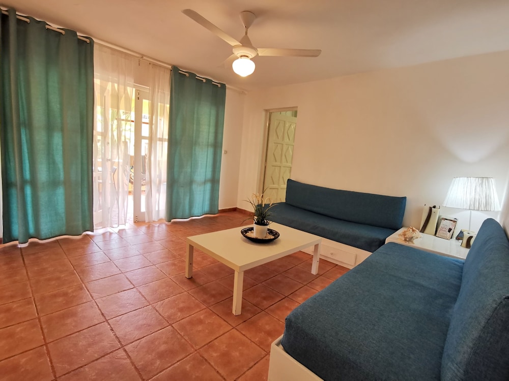 Los Corales Tropical Beach Resort & SPA
