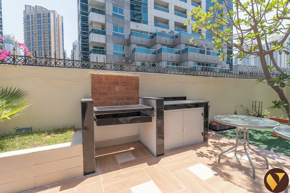 Diamond 5 Marina Walkable to Metro Beach